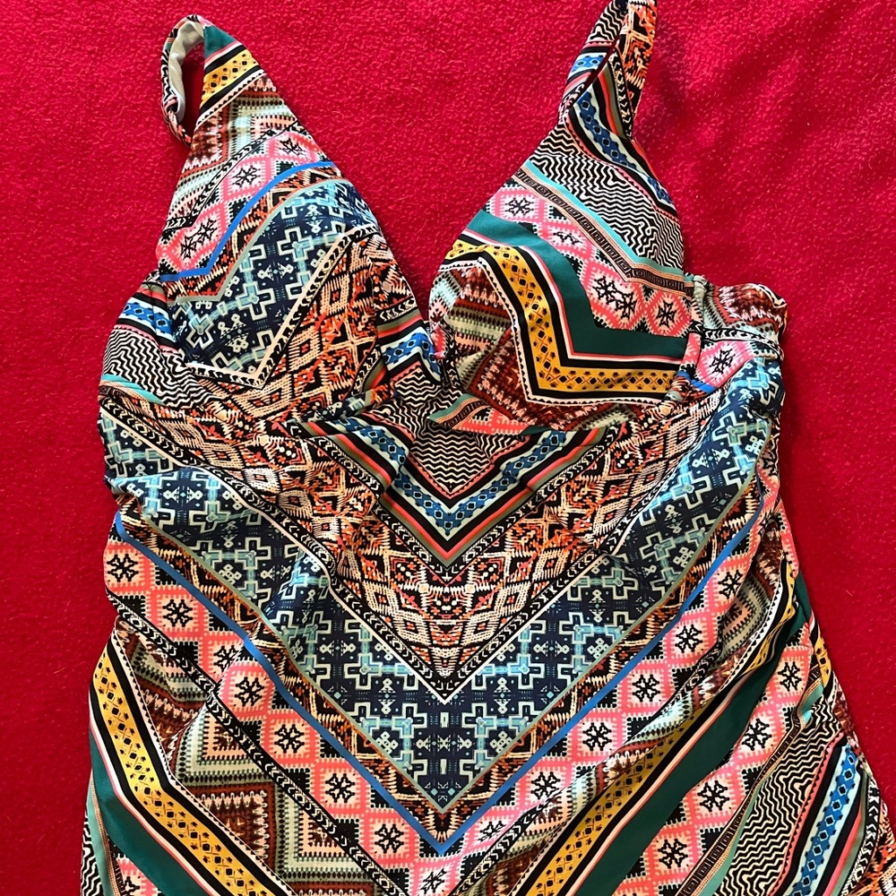 Womens small tankini top